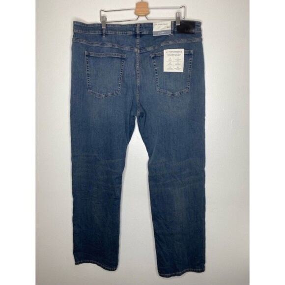 DL1961 Avery Modern Straight Leg Jeans - Picture 4 of 7